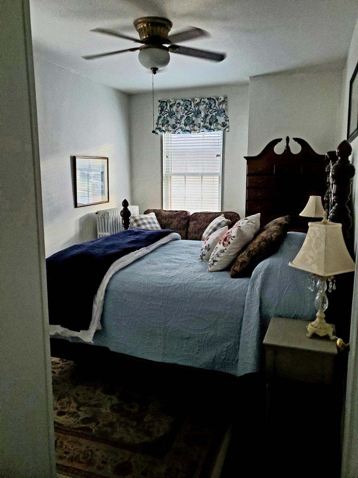 Უკან საძინებელი