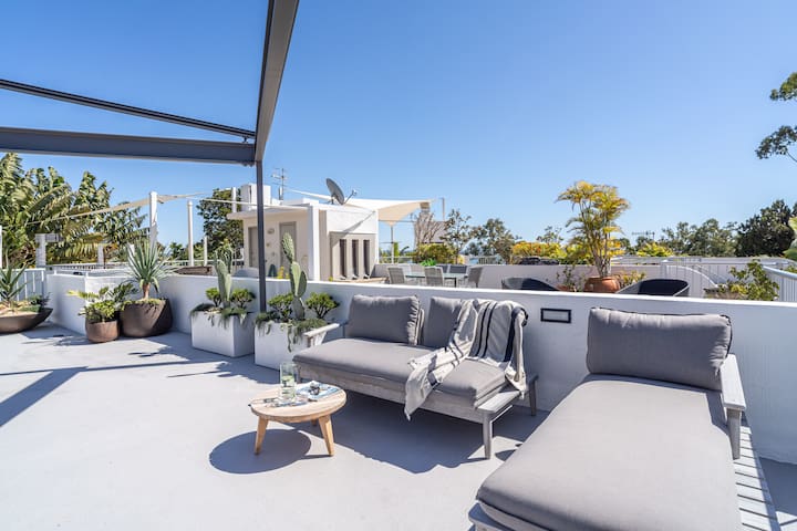 Beach Holidays Noosa managed Airbnb listing 3