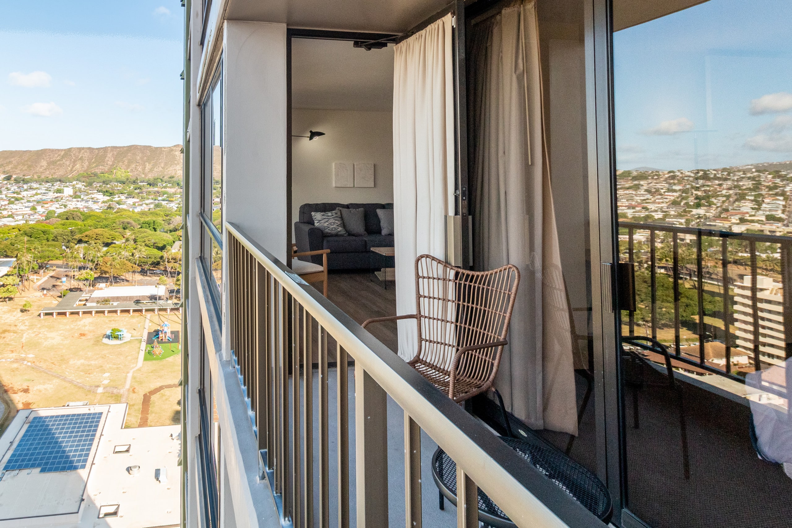 Condo in Honolulu · ★4.85 · 1 bedroom · 2 beds · 1 private bath - Image 19
