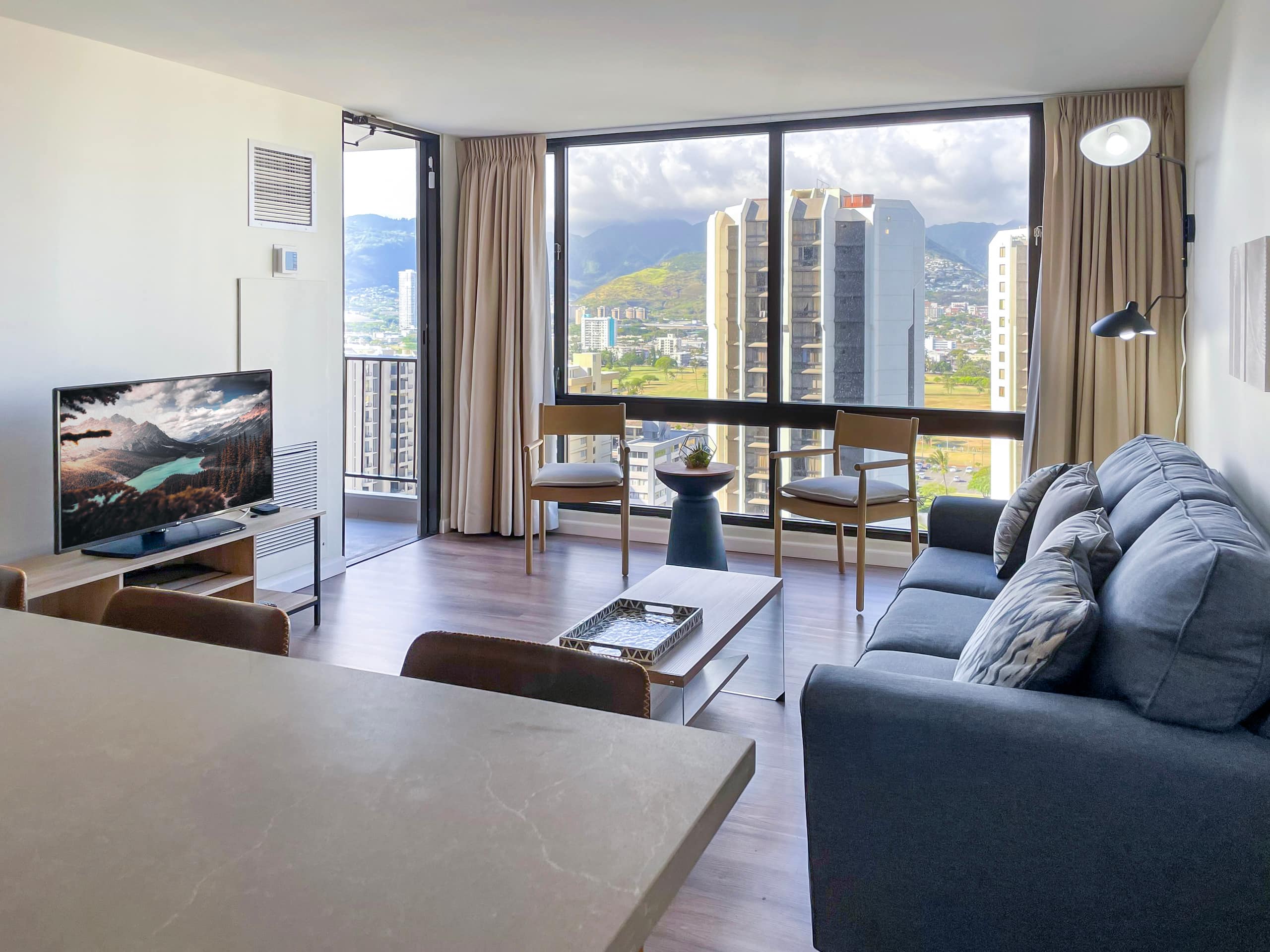 Condo in Honolulu · ★4.85 · 1 bedroom · 2 beds · 1 private bath - Image 1