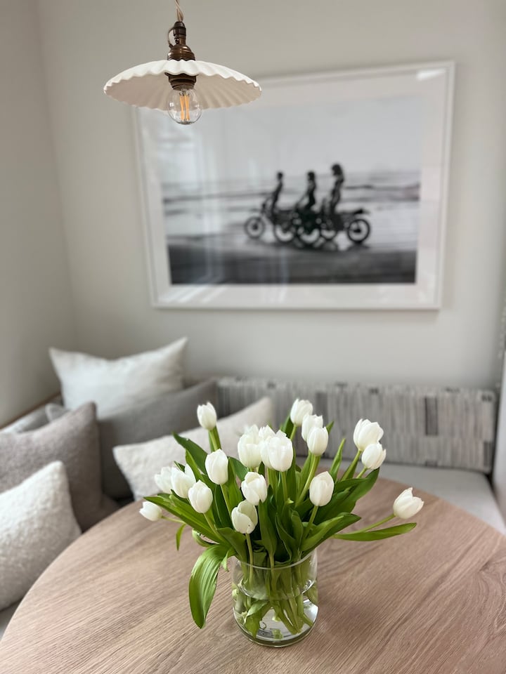 תחנת אוכל / עבודה בבית הארחה