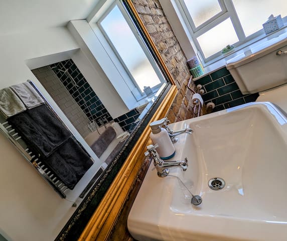 listing_image
