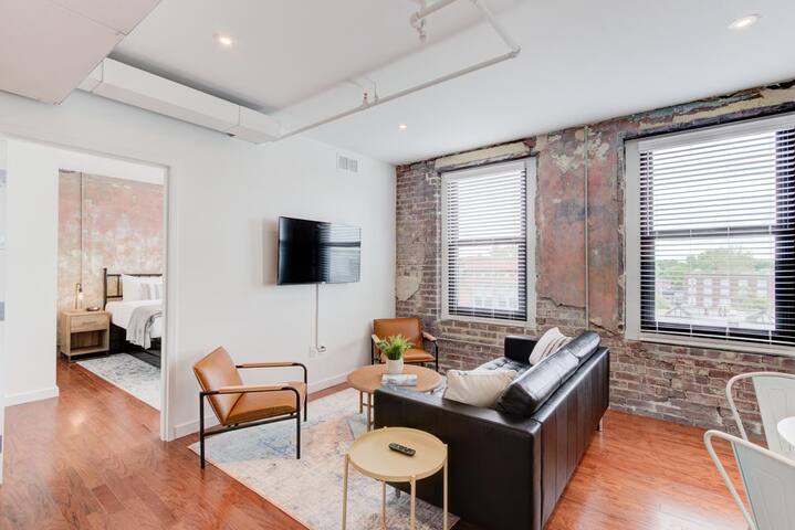 Midtown Stays managed Airbnb listing 2