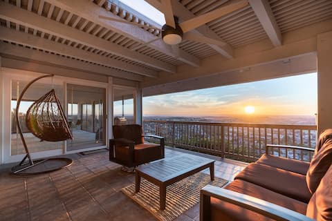 San Diego Dream Home, Amazing View, Pool and more!