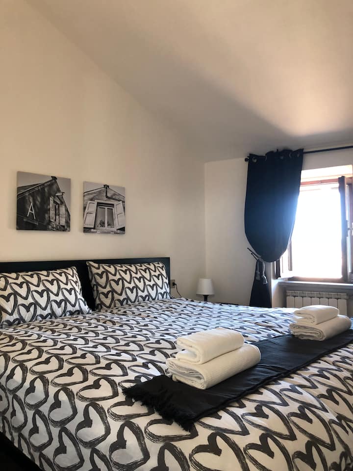 GialloSole Gubbio centre apartment