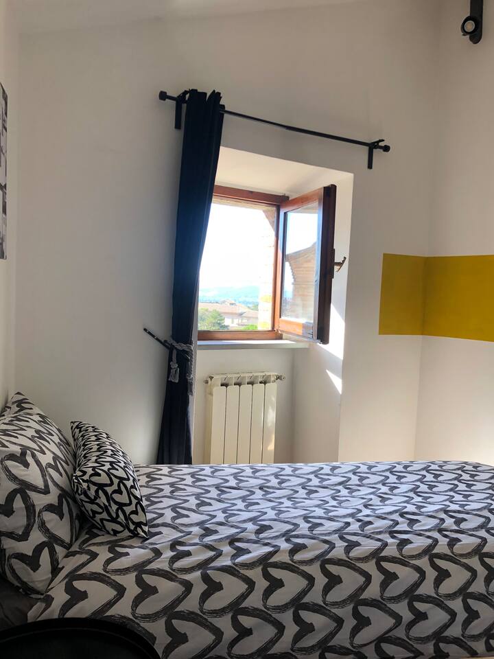 GialloSole Gubbio centre apartment