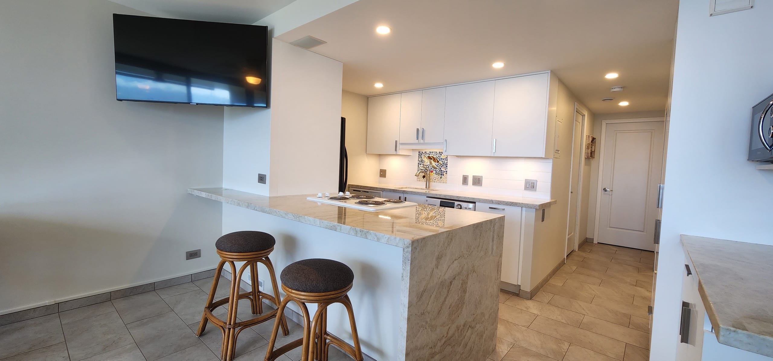 Condo in Wailuku · ★4.96 · 1 bedroom · 1 bed · 1 bath - Image 10