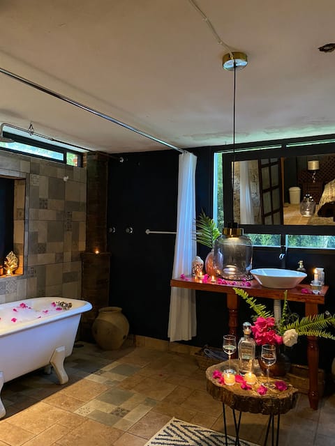 Casa Maderas at Finca Montelago