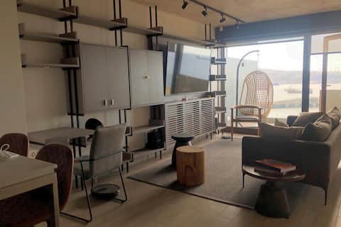 Top Airbnb: Spectacular Cerro Barón Apartment - Valparaíso in Valparaíso