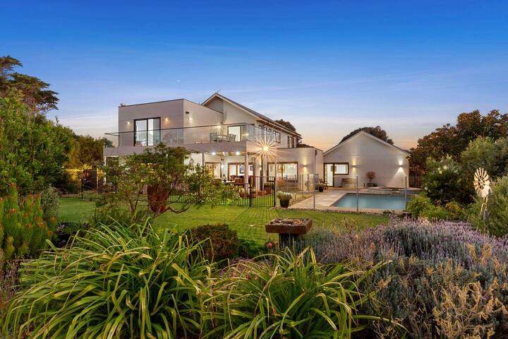 Bliss@13thBeach – Luxury Golfside Retreat Pets gallery image 4