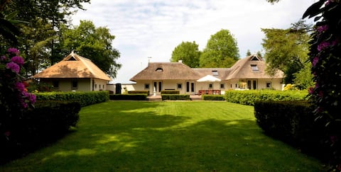 Luxury guesthouse incl. sauna  "Hof van Yde"