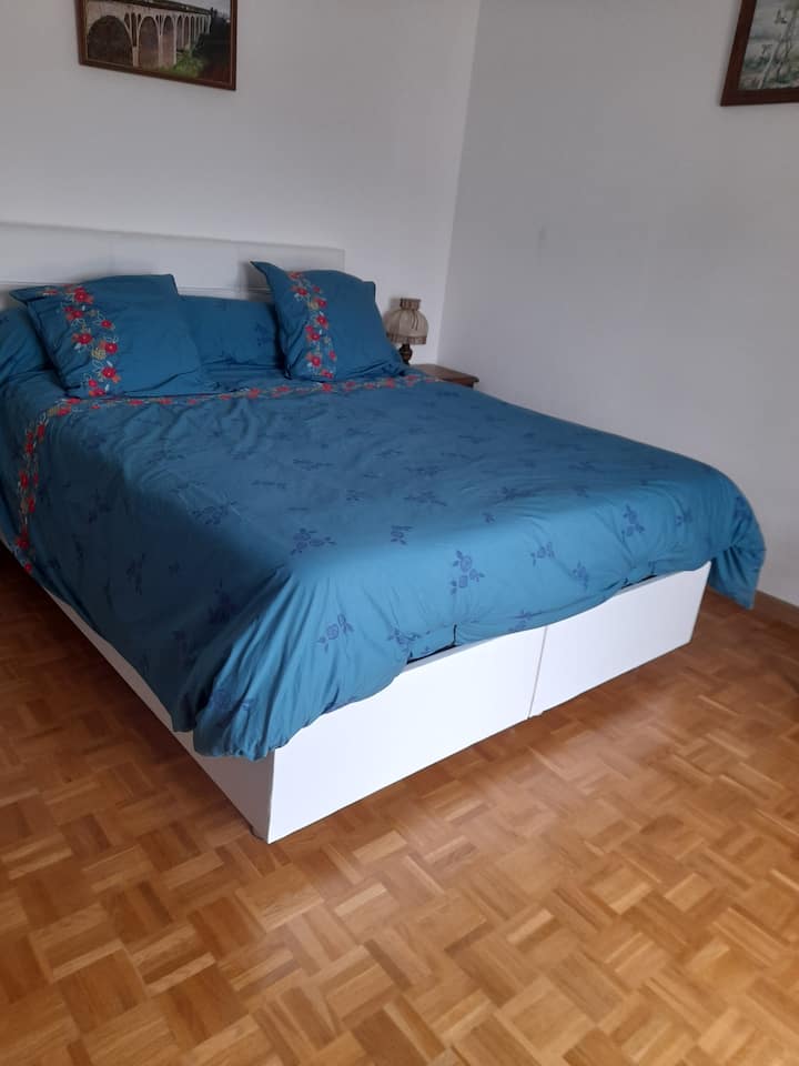 חדר שינה עליון