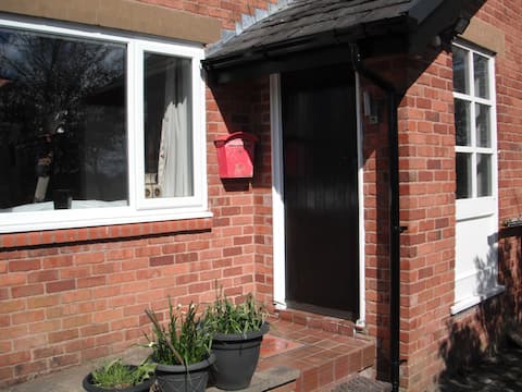 Successful Airbnb property: Barn conversion, pool, peacocks, ducks and hens in Knowsley