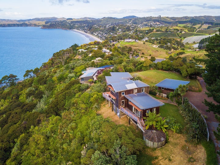 Seaview Sojourn Waiheke Escapes Houses for Rent in Auckland