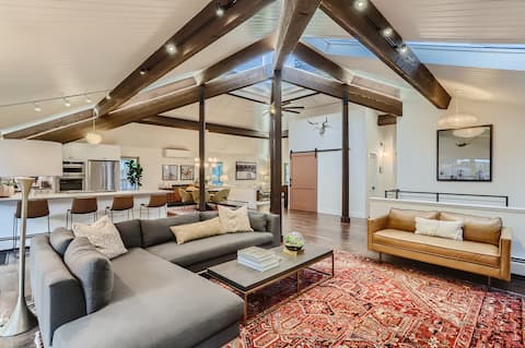 Top performing Airbnb: Alpine modern near Open Space w/ hot tub in Boulder