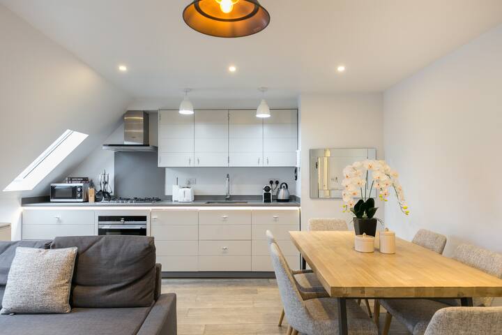 Penthouse Apartment in heart of Fitzrovia gallery image 2