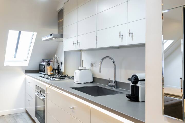 Penthouse Apartment in heart of Fitzrovia gallery image 4