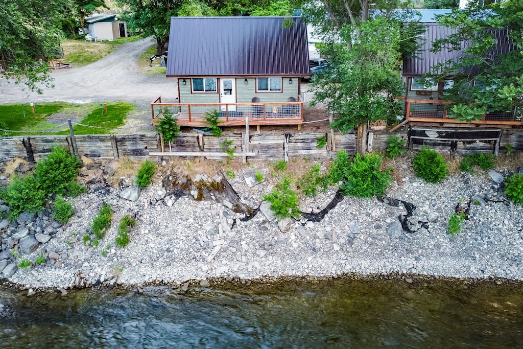Cabin on the Salmon River Cabins for Rent in Riggins, Idaho, United