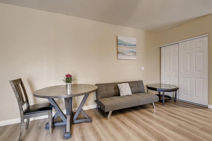 Cozy Studio Rvparking 4milesto Thestrip&airport#3 - Henderson, NV