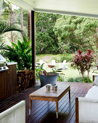 Picadilly Pavilions – Resort style beach front gallery image 3