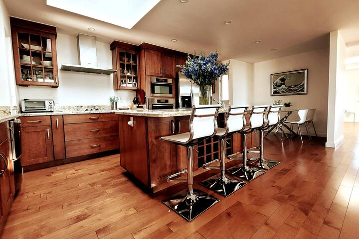 Executive Corporate Retreat with Amazing Views gallery image 4