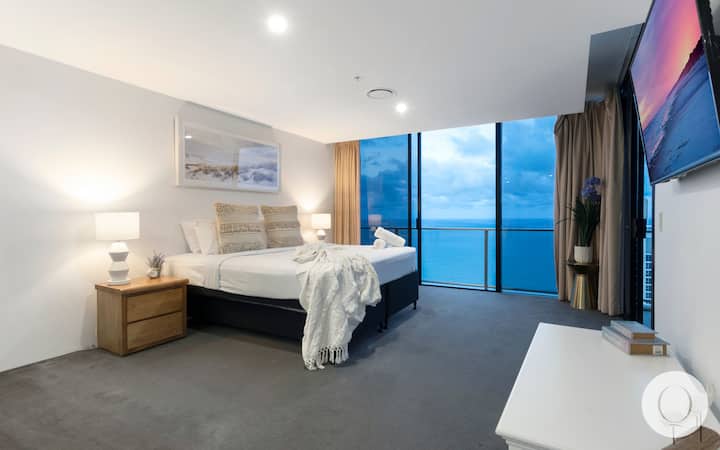 Chumba cha kwanza cha kulala - (Chumba cha ndani) 1 x King + 1 x Trundle