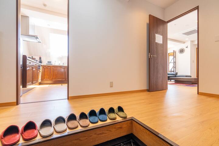3-min walk from station! 143㎡ duplex luxury house! gallery image 5