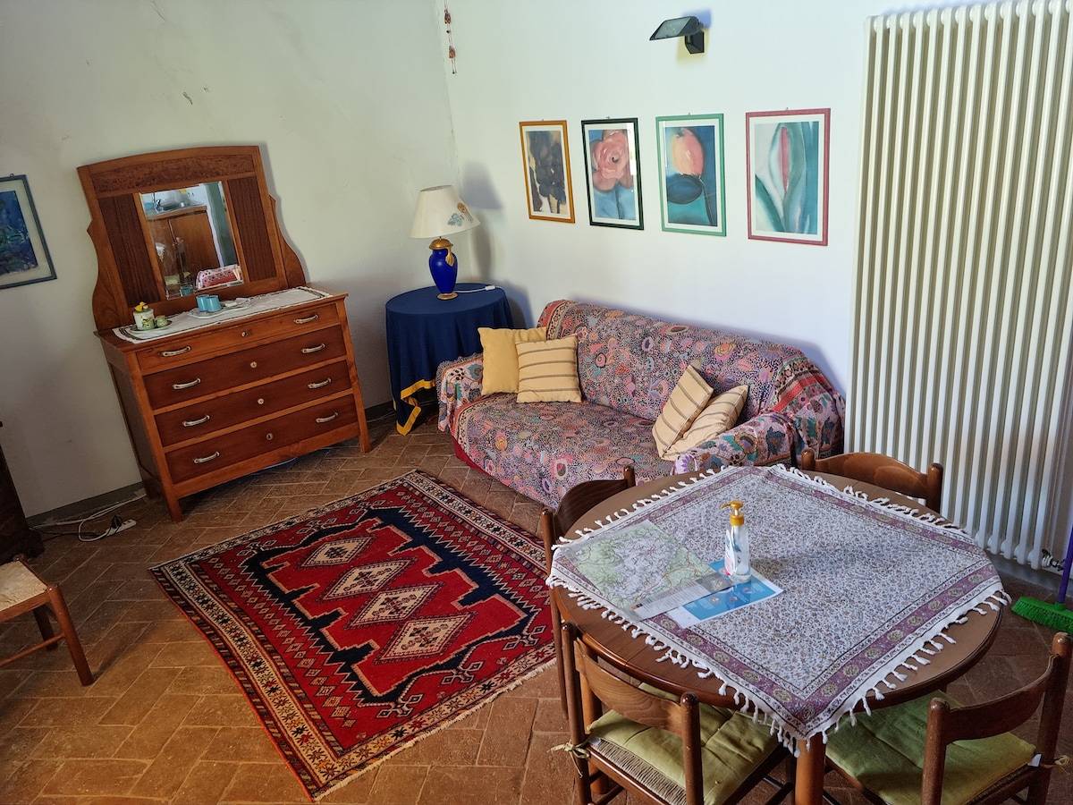 Annuncio Airbnb popolare: Podere Scuroli Capanna Farmhouse a Asciano
