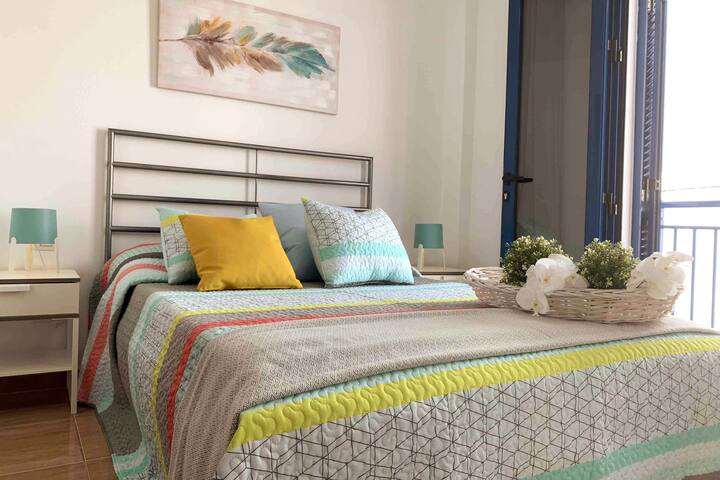 Habitación de Matrimonio con balcón.