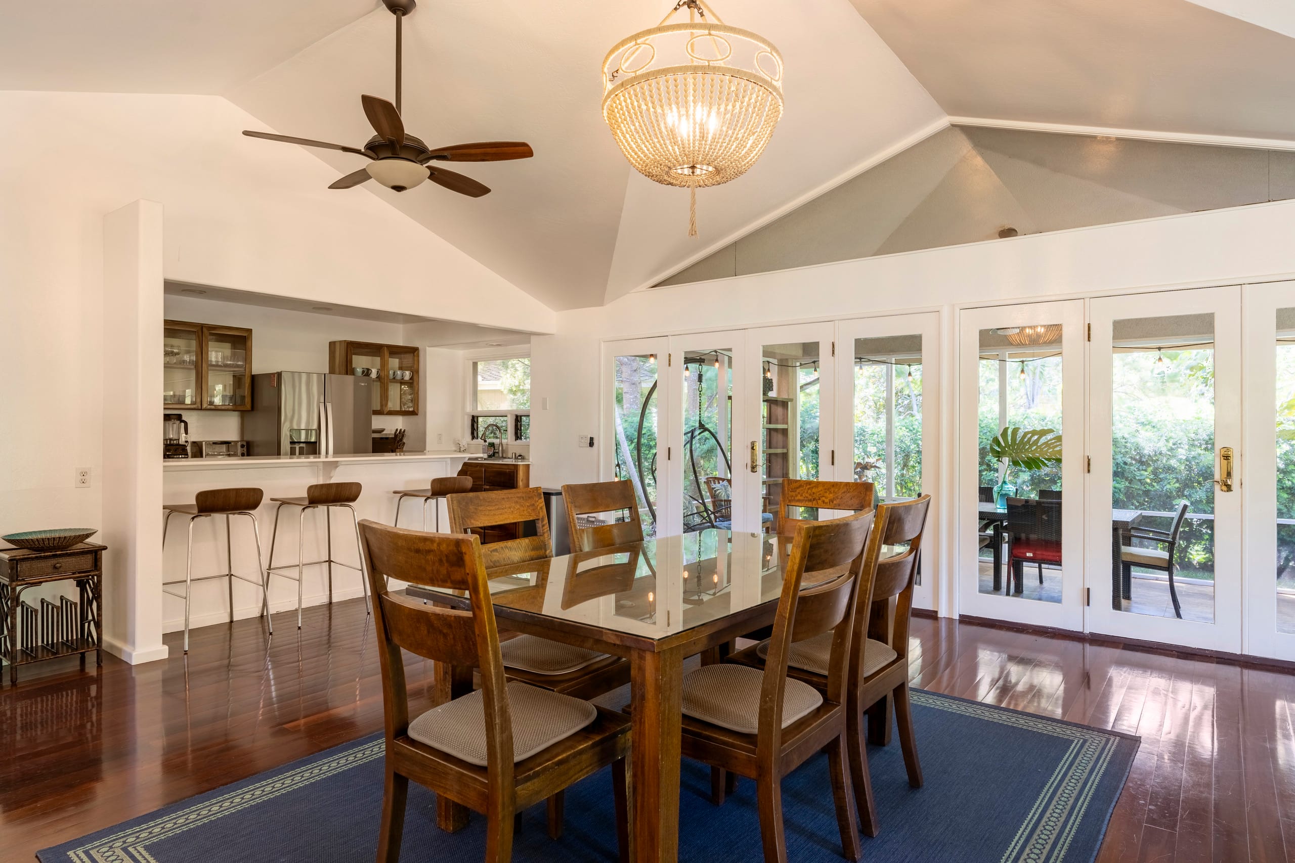 Spacious & Tranquil Haven, Prime Location - Views - Photo 6