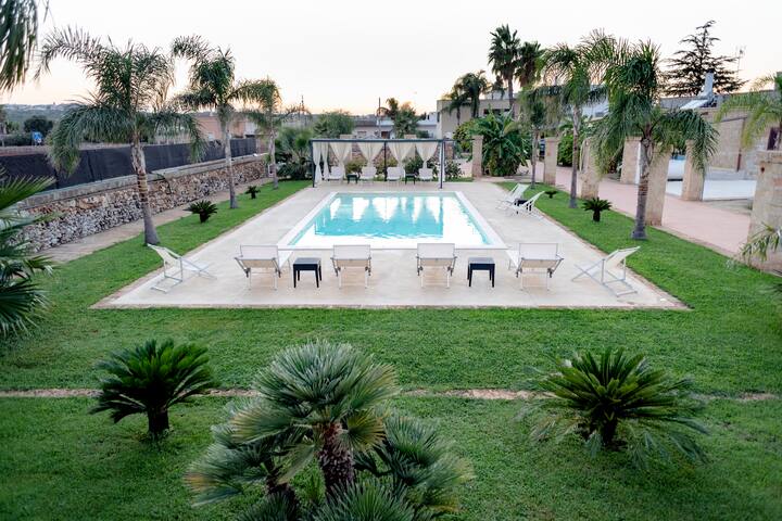 Tenuta De Masi Piscina Esclusiva gallery image 3