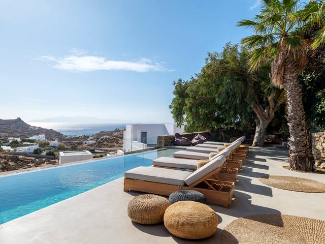 Pure Mykonos | Villa with pool near Scorpios gallery image 4