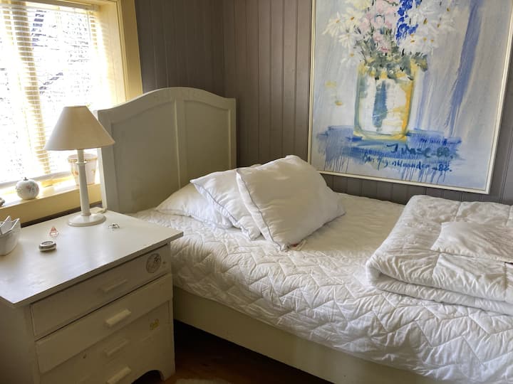 غرفة النوم 2