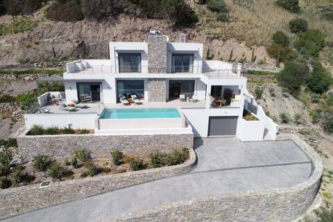 Rozites Luxury Beachfront Villa, By Hellocrete