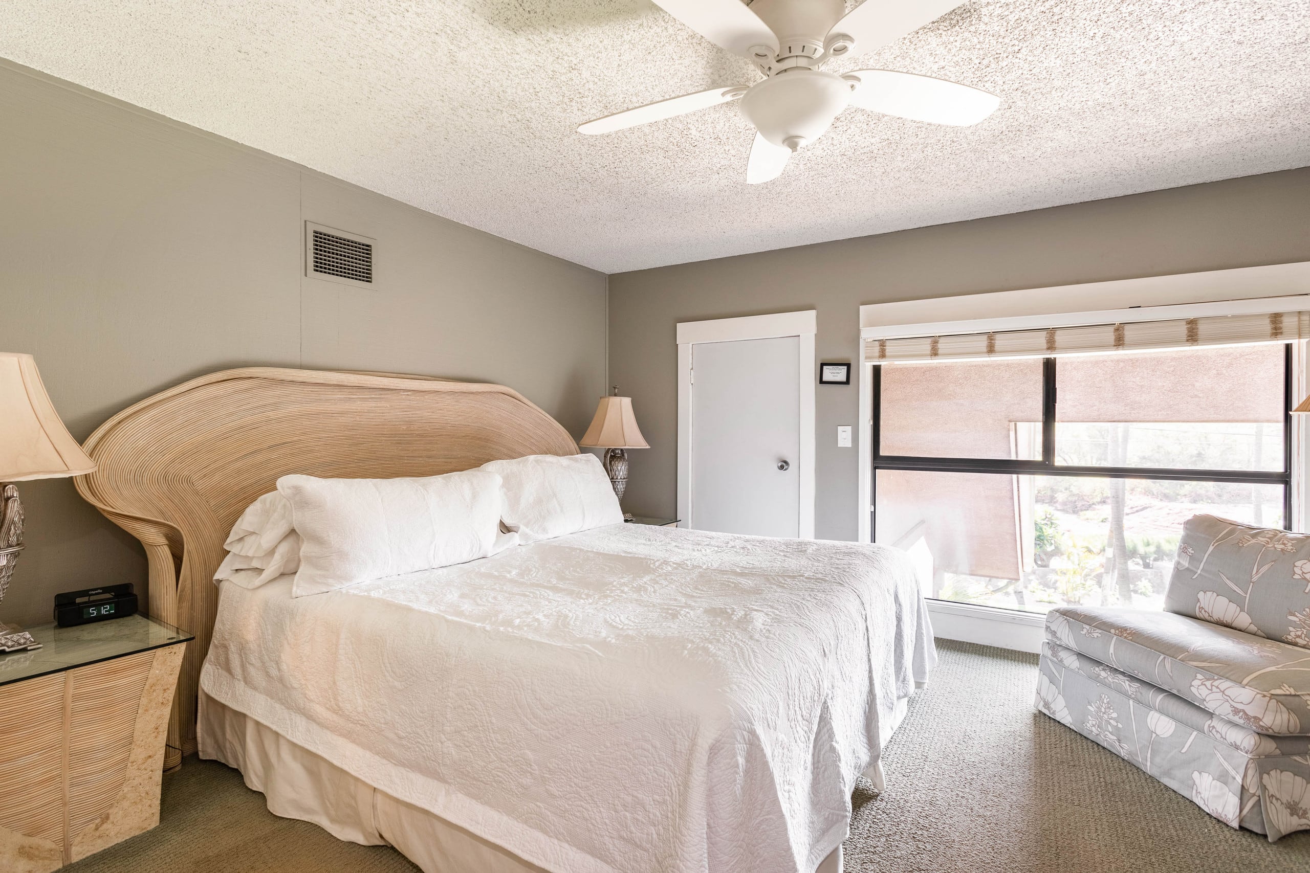 Condo in Kihei · ★4.97 · 2 bedrooms · 2 beds · 2 baths - Image 15