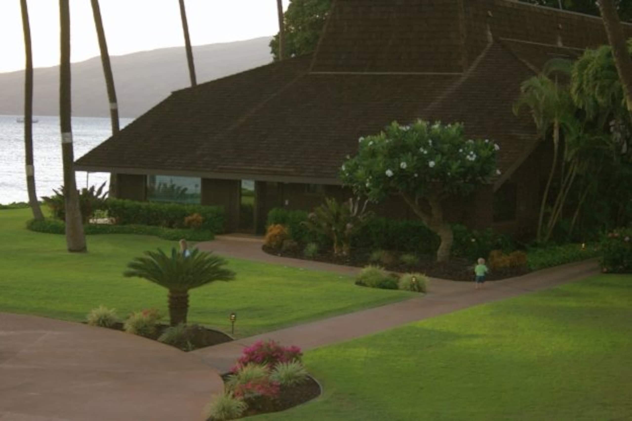 Condo in Kihei · ★4.97 · 2 bedrooms · 2 beds · 2 baths - Image 63
