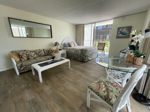 Tropical Studios At Marine Surf managed Airbnb listing 2