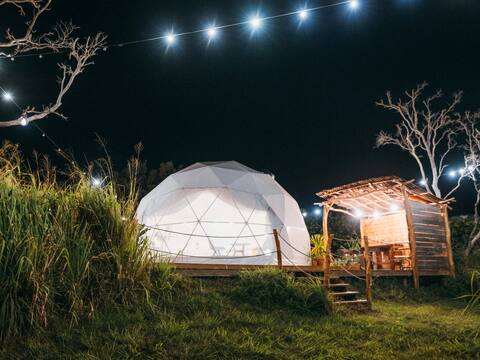 Luxury Glamping Dome w/ Outdoor Bathtub