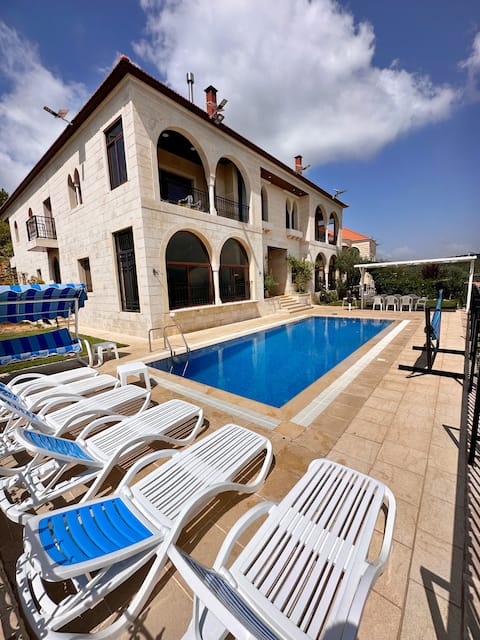 ParadiseVilla (No.1): Private Pool-BBQ-Garden-View