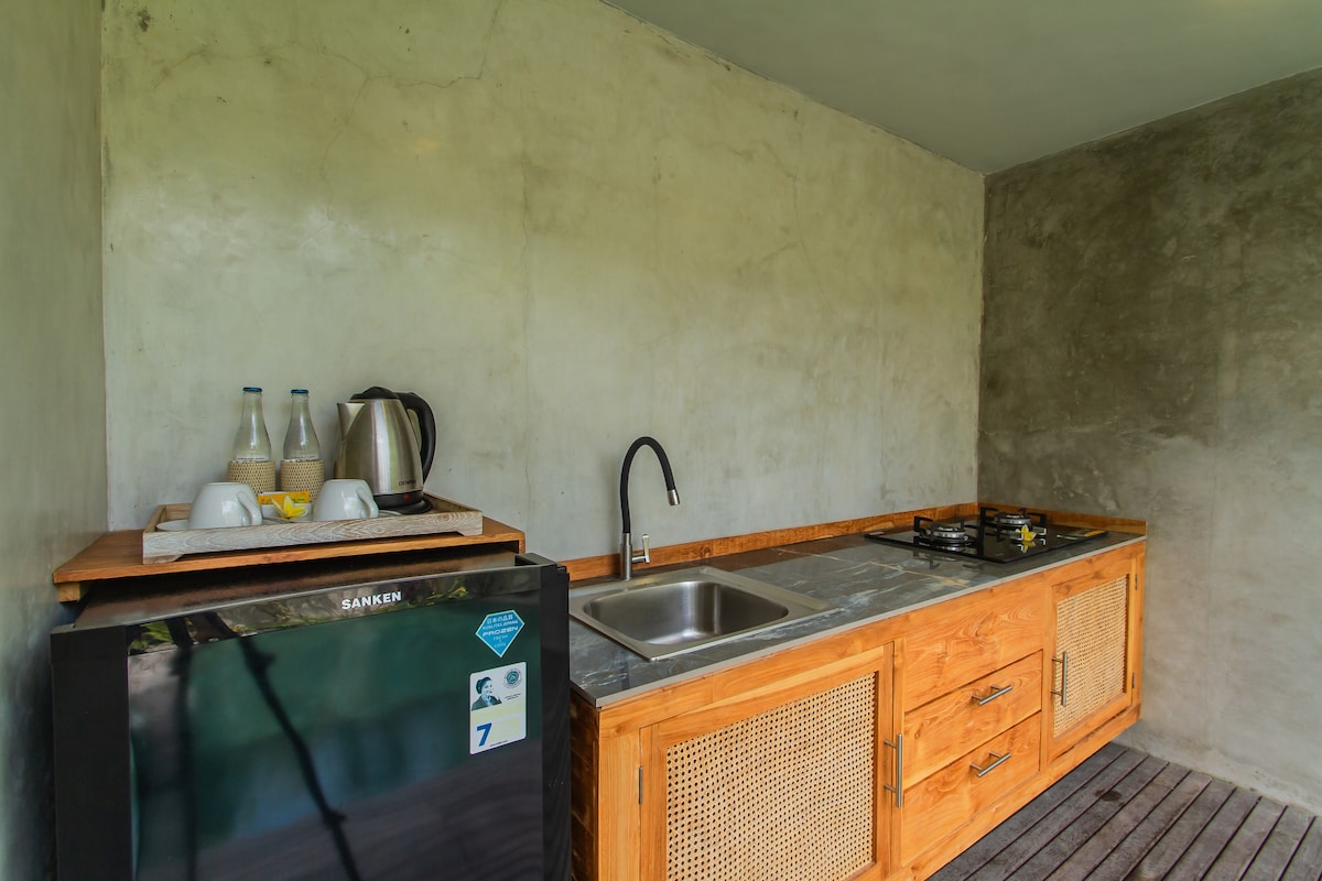 Villa in Ubud · ★4.88 · 2 bedrooms · 2 beds · 2 baths, συγκρίσιμο Airbnb