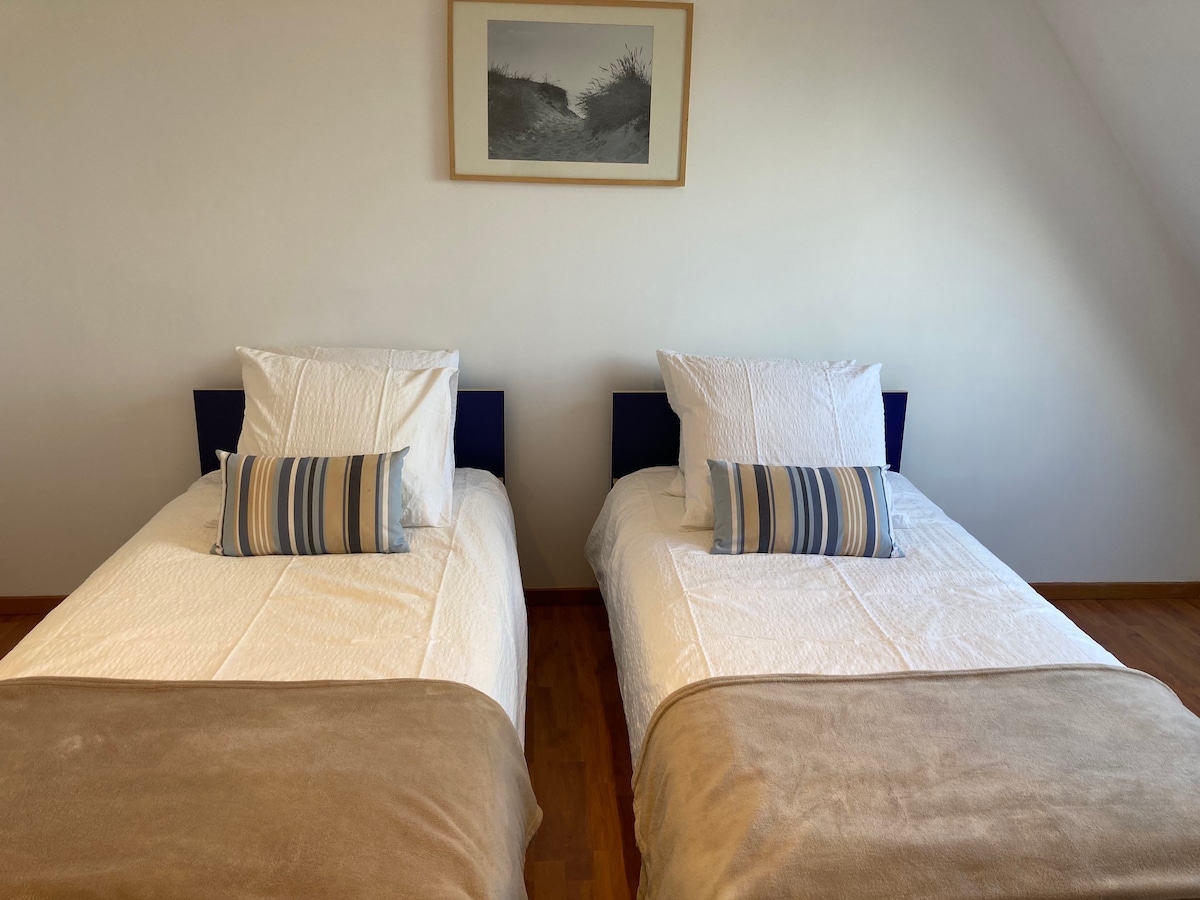 habitación piso 4 camas de 90x200