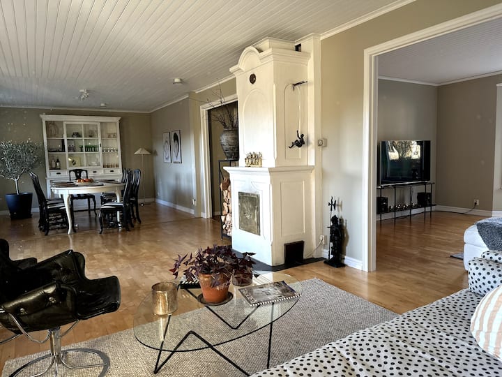 Villa With Large Terrace And Pool! - Stockholm