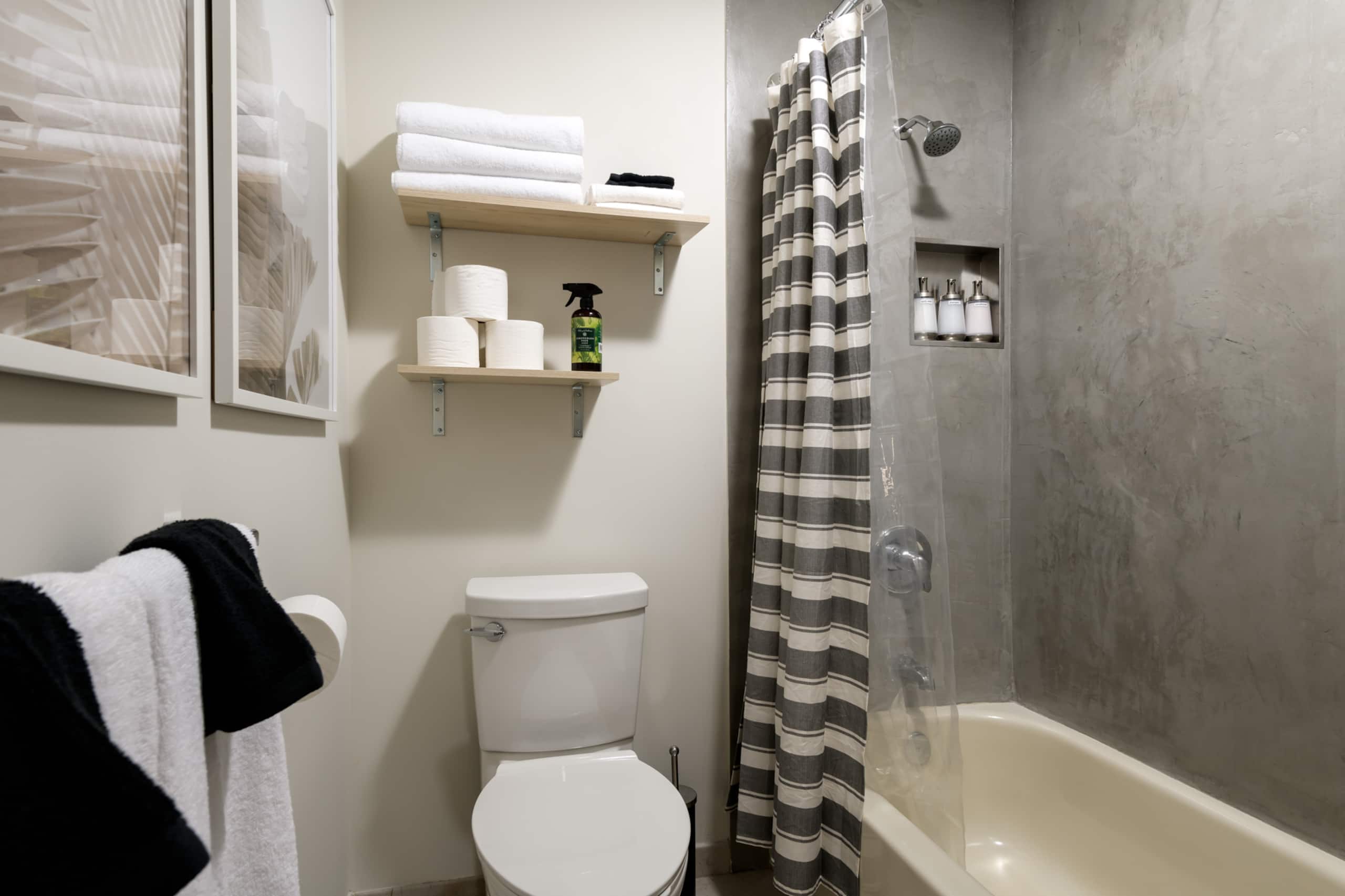 Condo in Kihei · ★4.98 · 1 bedroom · 1 bed · 2 baths - Image 12