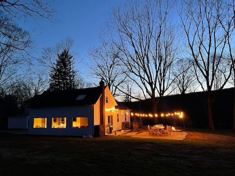 Peaceful Light-Filled Guesthouse 1 Hour From NYC