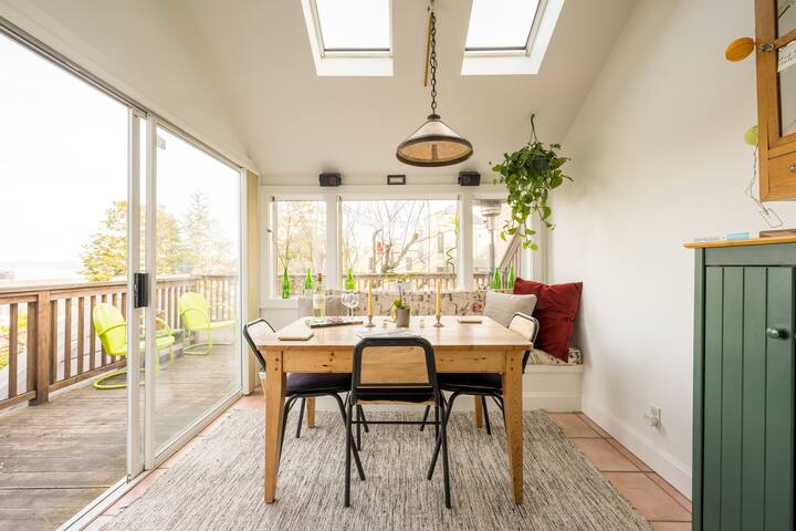 2br Victorian House with Breathtaking views