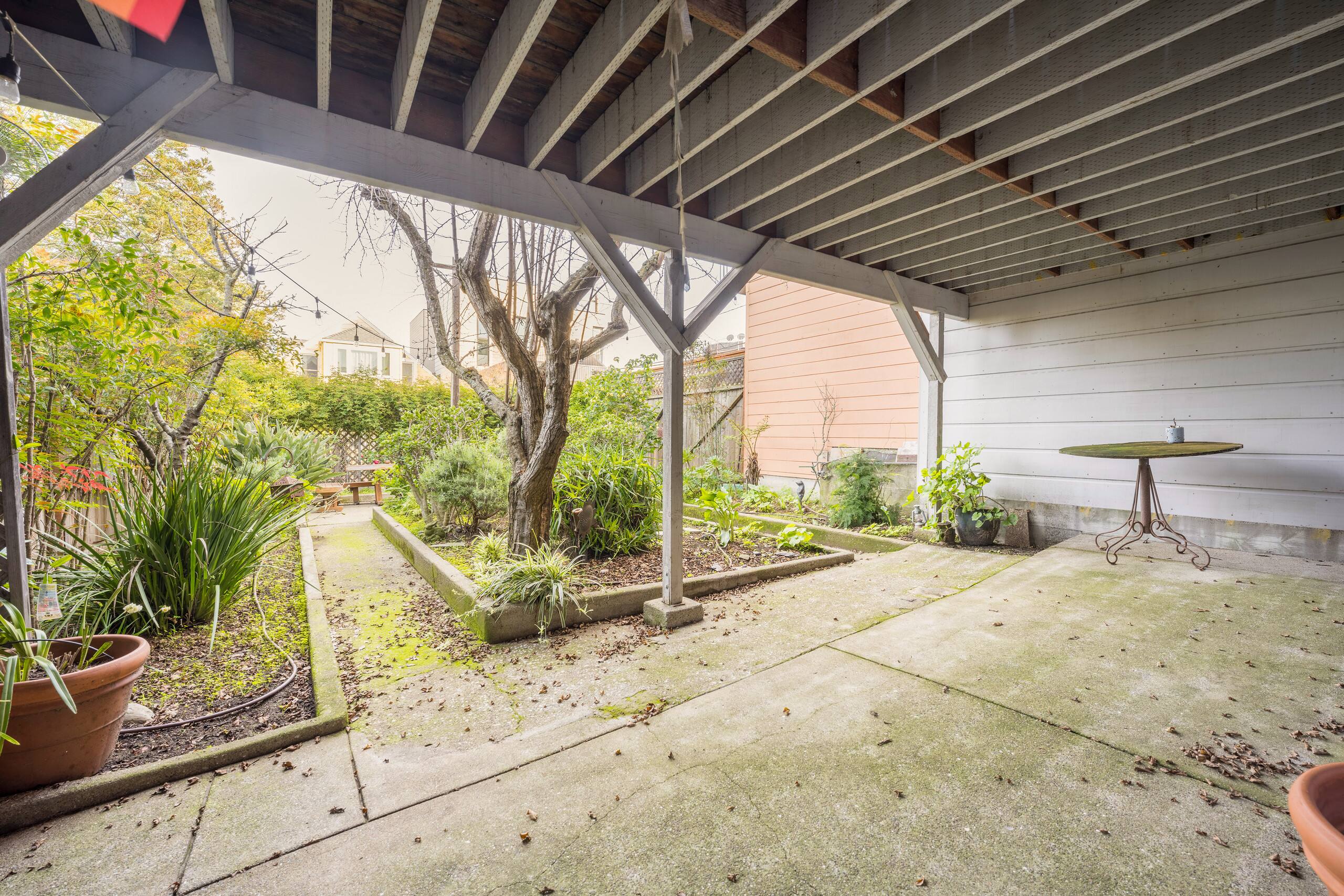 Home in San Francisco · ★4.97 · 2 bedrooms · 2 beds · 1 bath - Image 23