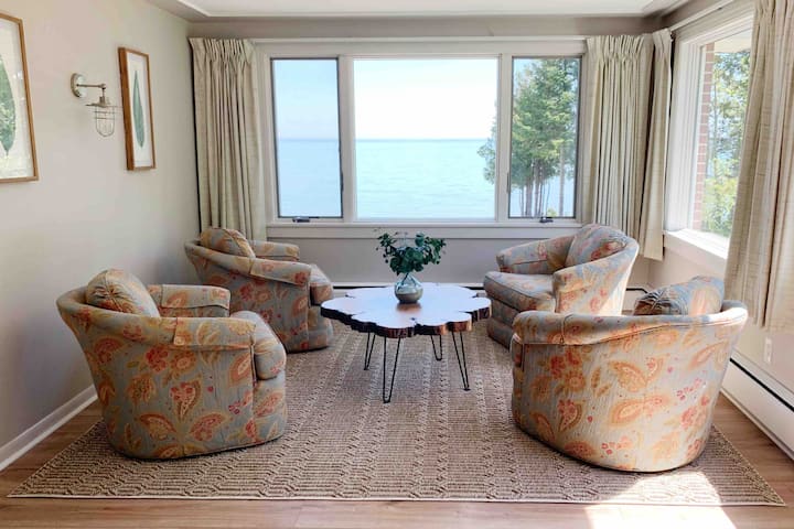 Lake Huron Getaway: Private Beach & Fire Pit - Rogers City, MI