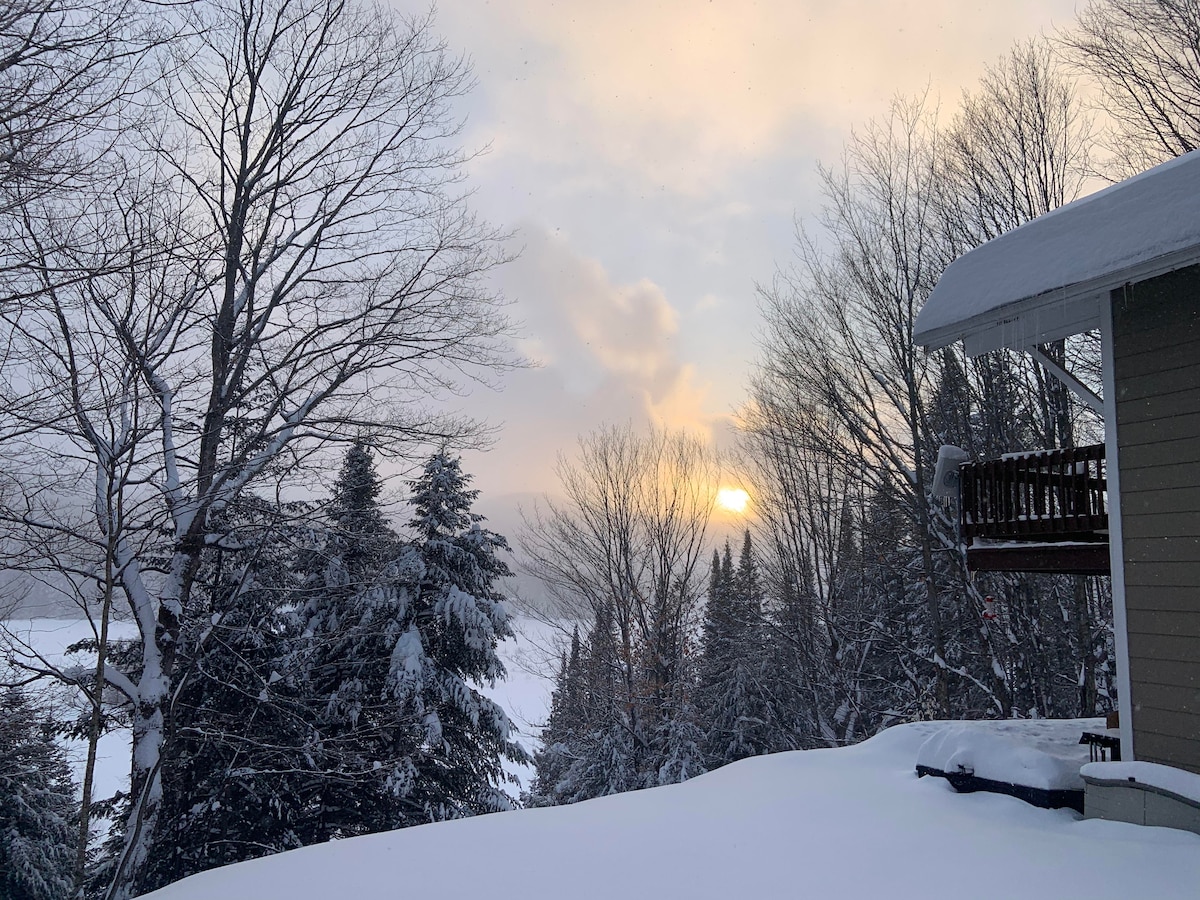Sunny and Zen on the lake Cottages for Rent in SaintAdolphed'Howard