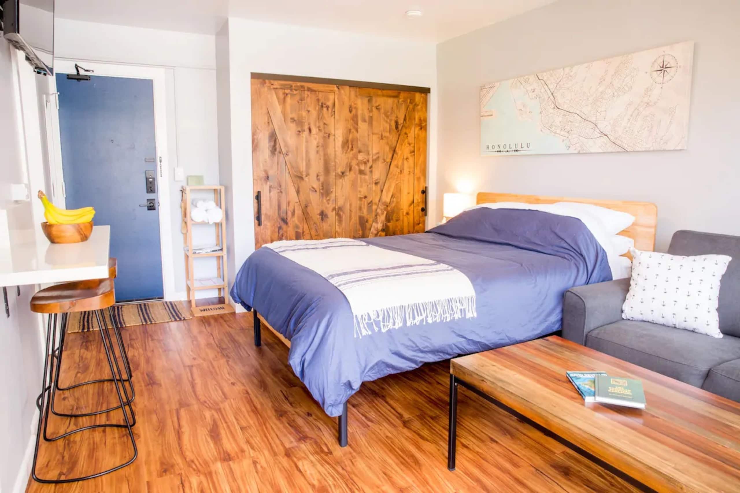 Condo in Honolulu · ★4.98 · 1 bedroom · 1 bed · 1 private bath - Image 9