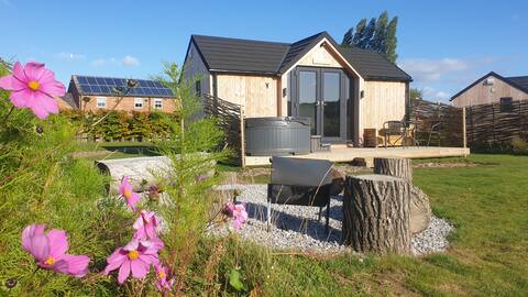 Zebedee - Stargaze from your hot tub!